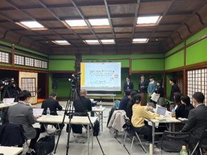 発表の様子1