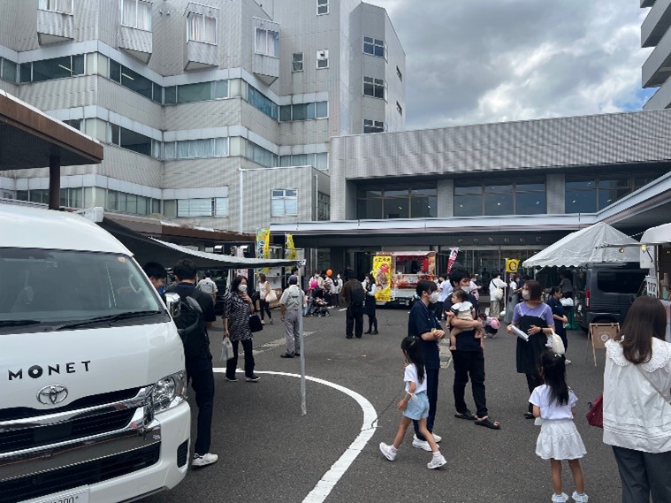 【写真1】市立敦賀病院　健康応援フェスタ2025模様