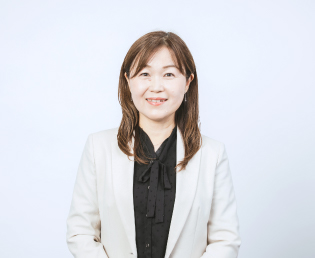辻 友美